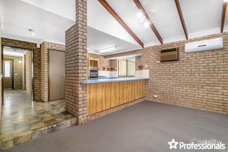 Property photo of 12 Marsh Place Mount Tarcoola WA 6530