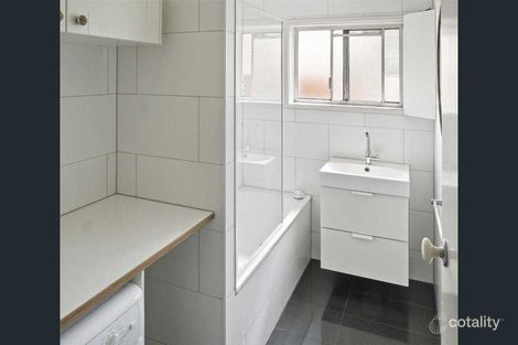 Property photo of 1/43 Roxburgh Street Ascot Vale VIC 3032