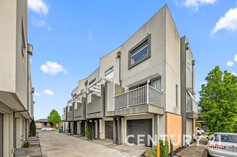 Property photo of 6 Downhelm Road Cranbourne North VIC 3977