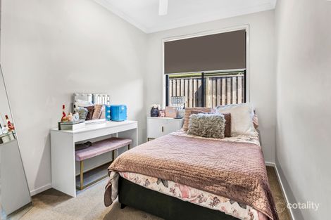 Property photo of 86 Lindeman Circuit Pimpama QLD 4209