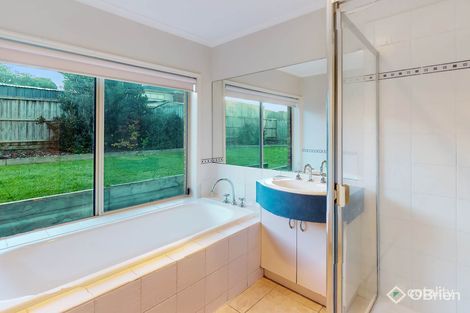 Property photo of 82 Robinswood Parade Narre Warren South VIC 3805