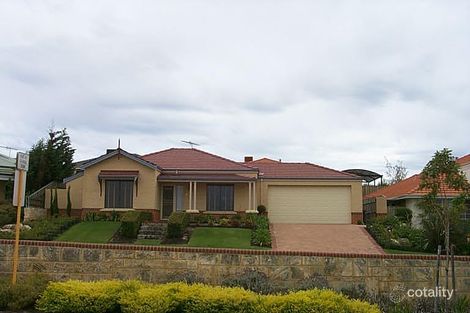 Property photo of 76 The Broadview Landsdale WA 6065