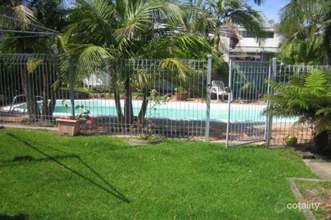 Property photo of 43 Barton Street Oak Flats NSW 2529