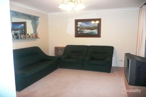 Property photo of 39 Devon Court Oakford WA 6121