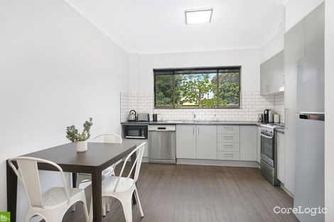Property photo of 1/2 The Avenue Corrimal NSW 2518