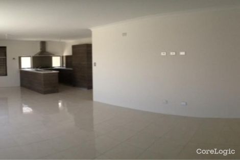 Property photo of 12 Reginald Street Queens Park WA 6107