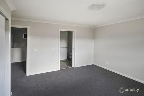 Property photo of 2 Banjo Close Wollert VIC 3750
