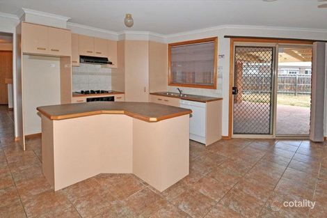 Property photo of 4 Gregg Court Hillside VIC 3037