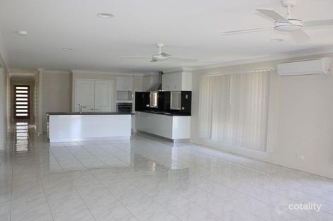 Property photo of 14 Hedley Drive Woolmar QLD 4515