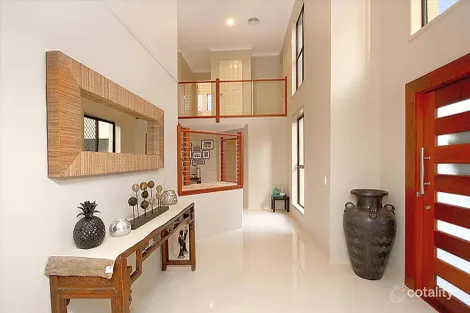 Property photo of 19 O'Brien Court Arundel QLD 4214