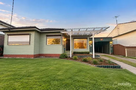 53 Chadwick Cres, Fairfield West, NSW 2165