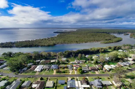 88 RIVER RD, SUSSEX INLET, NSW 2540