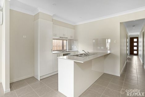 1/10 Haystack Cl, Park Ridge, QLD 4125