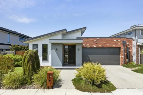 Property photo of 19 Buchanan Boulevard Armstrong Creek VIC 3217