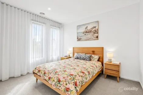 Property photo of 19 Buchanan Boulevard Armstrong Creek VIC 3217