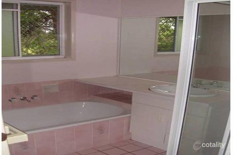 Property photo of 5 Minugh Court Carrara QLD 4211