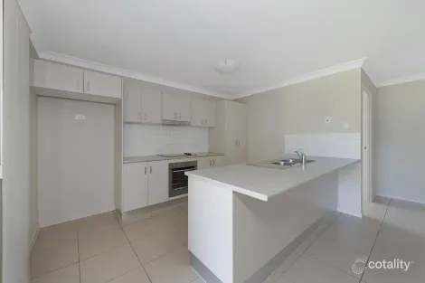 Property photo of 48 Neville Drive Branyan QLD 4670