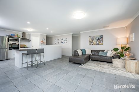 8 Vickery Loop, Clarkson, WA 6030