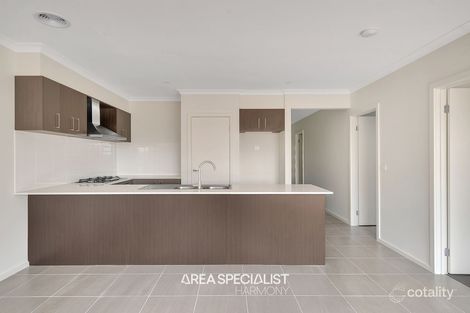Property photo of 11 Winton Drive Fraser Rise VIC 3336