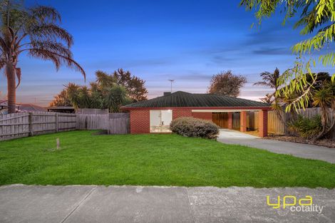Property photo of 1 Paramount Way Pakenham VIC 3810