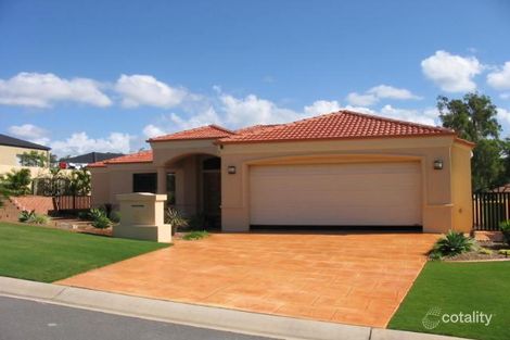 4 Parnham Ct, Arundel, QLD 4214