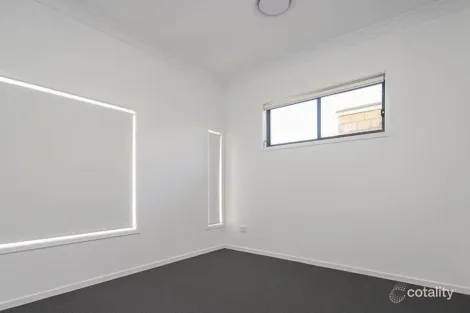 Property photo of 8 Stone Crescent Baringa QLD 4551