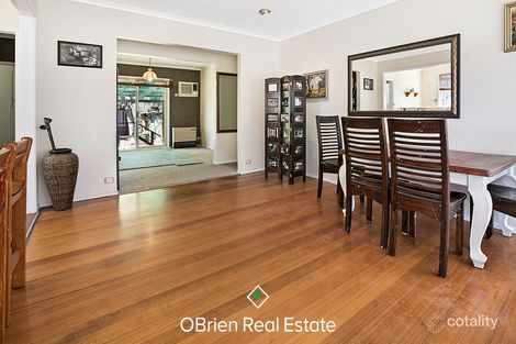 Property photo of 12 Armata Crescent Frankston North VIC 3200