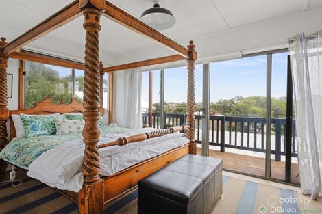 Property photo of 31 Dolphin Drive Smiths Beach VIC 3922