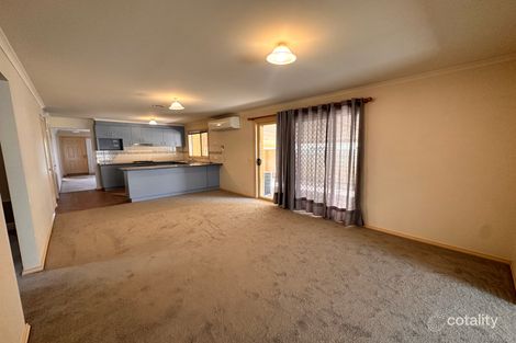 Property photo of 11 Hillview Drive Carrum Downs VIC 3201