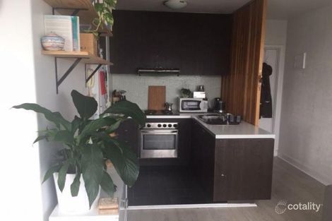 13/2 Goathlands St, St Kilda East, VIC 3183