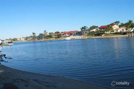 9/56 Hooker Bvd, Mermaid Waters, QLD 4218