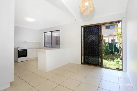Property photo of 1/7 Albert Street Eagleby QLD 4207