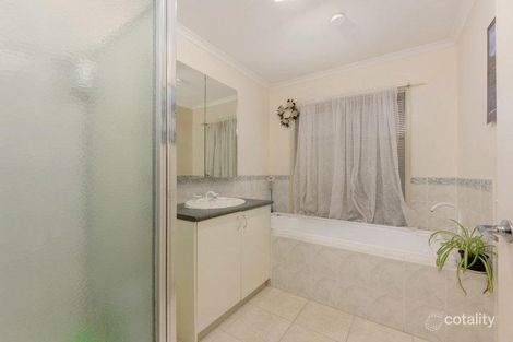 Property photo of 13 Millstream Way Caroline Springs VIC 3023