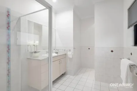 Property photo of 192 Lakeside Avenue Springfield Lakes QLD 4300