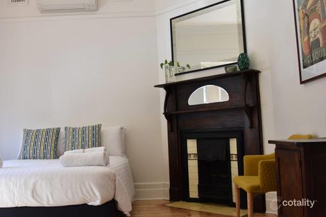 Property photo of 17 Curzon Street West Melbourne VIC 3003