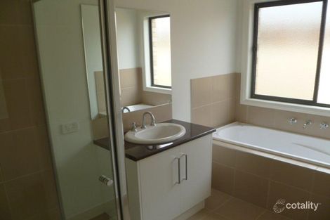 Property photo of 29 Oasis Boulevard Mildura VIC 3500