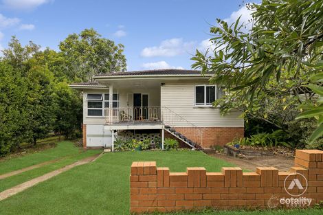 19 Stella St, Holland Park, QLD 4121