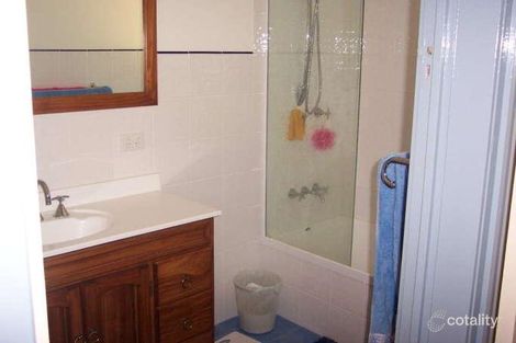 Property photo of 45 Dundas Street Emerald QLD 4720