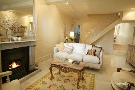 Property photo of 8 Winslow Street Kirribilli NSW 2061