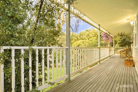 Property photo of 32 Warrington Crescent Wattle Glen VIC 3096