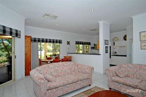 Property photo of 28 Kingsfield Avenue Swan View WA 6056