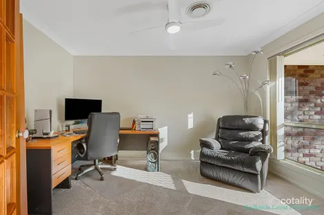 Property photo of 15 Attenborough Circuit Redland Bay QLD 4165