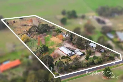 49 Considine Dr, Yinnar South, VIC 3869