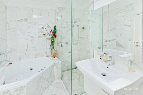 Property photo of 17/180 Pacific Parade Dee Why NSW 2099