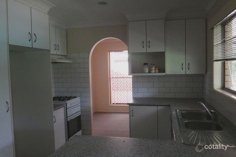 Property photo of 22 Werong Crescent Cleveland QLD 4163