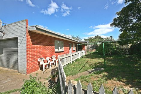 Property photo of 13 Avondale Avenue St Albans VIC 3021