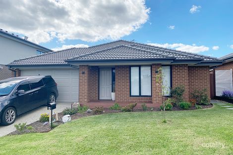 Property photo of 4 Penley Rise Officer VIC 3809