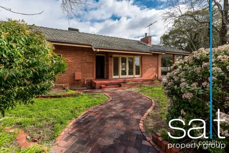 38 Henley Rd, Ardross, WA 6153