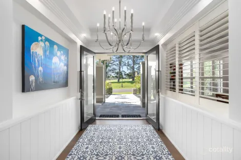 Property photo of 28 Challoner Rise Renwick NSW 2575
