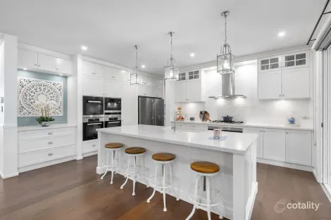 Property photo of 28 Challoner Rise Renwick NSW 2575